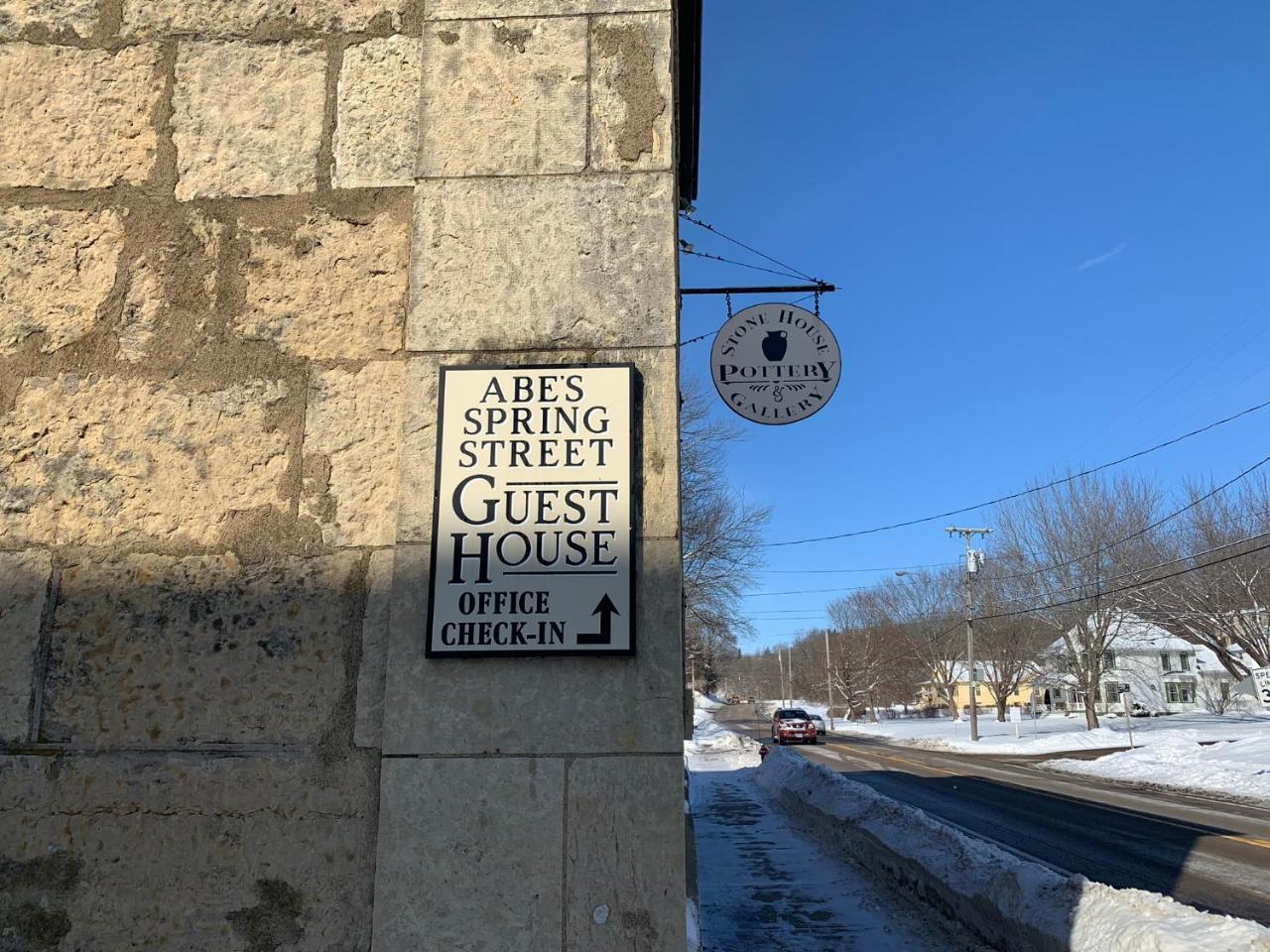 Abe'S Spring Street Guest House กาลีนา ภายนอก รูปภาพ