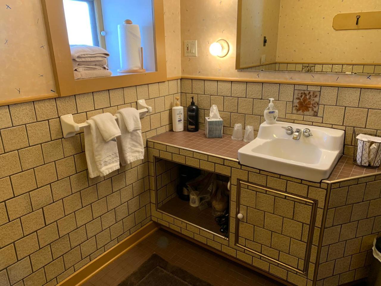 Abe'S Spring Street Guest House กาลีนา ภายนอก รูปภาพ
